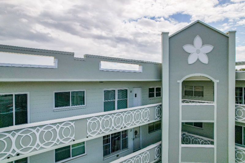 Clearwater Condo: 2257 World Parkway Blvd. W.