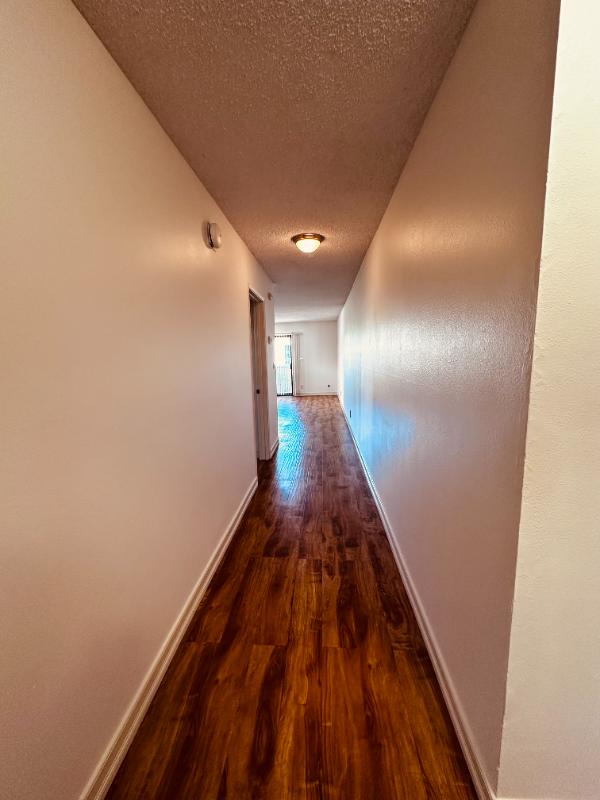 los angeles Apartment: 135 N Swall DR