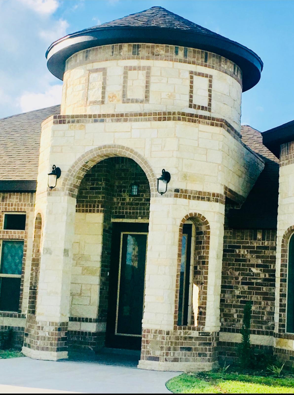 Brownsville House: 3873 Tolosa St