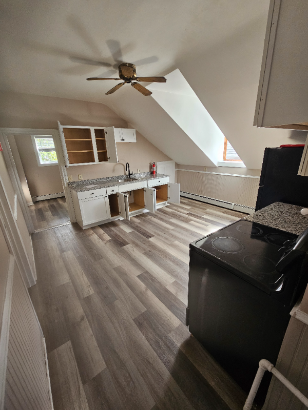 Providence Multiplex: 95 Oakland Ave