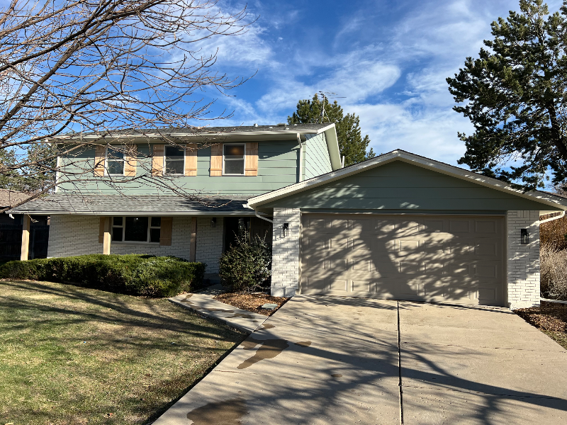 Denver House: 8834 E Radcliffe Ave