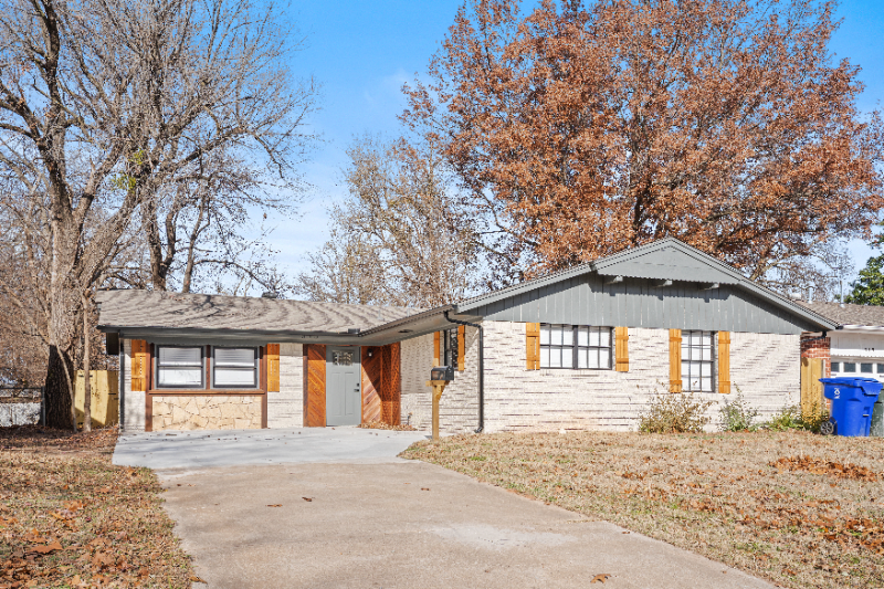 Norman Other: 513 Manor Dr