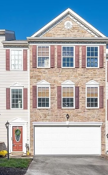 Greensburg Townhome: 116 Alderwood Dr