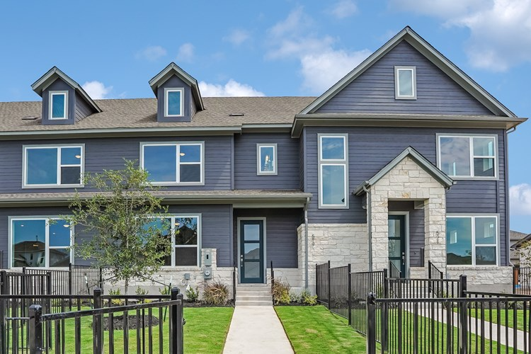 Hutto Townhome: 519 Emory Crossing Boulevard