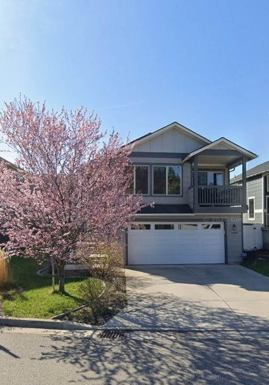 Spokane House: 11822 East Rivercrest Drive