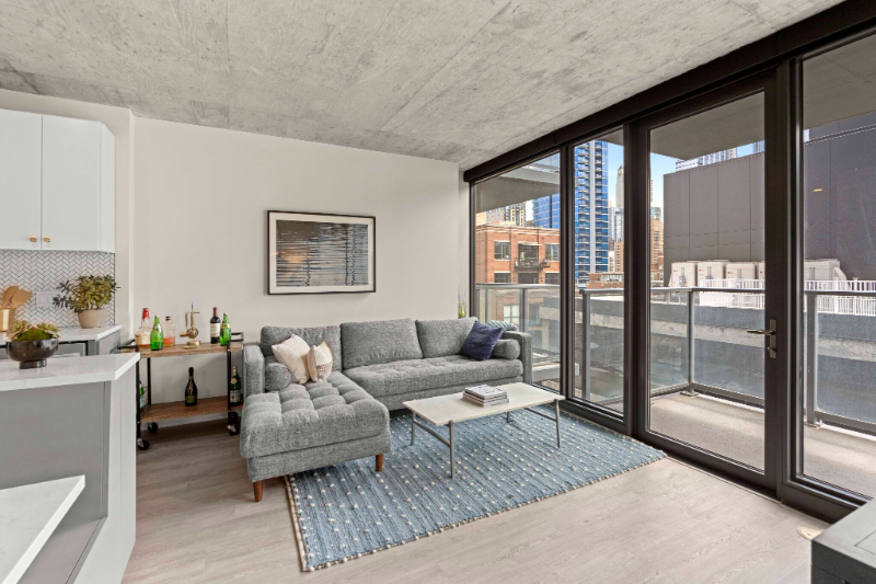 Chicago Condo: 172 west huron street