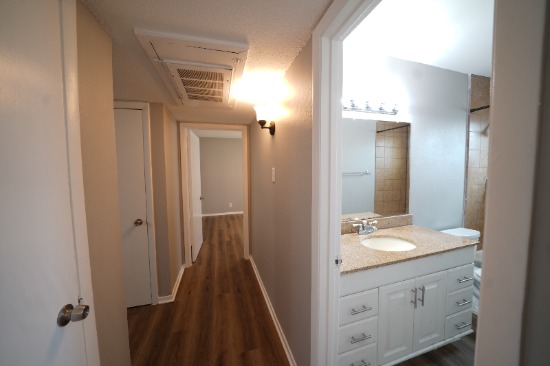 Dallas Apartment: 5221 Bonita Avenue