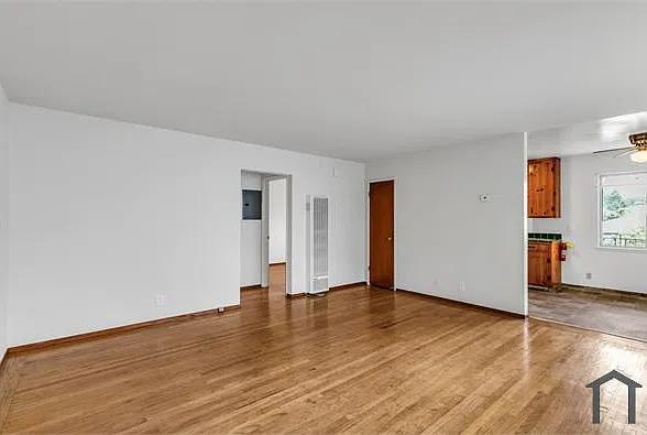 Berkeley Apartment: 1515 Harmon St