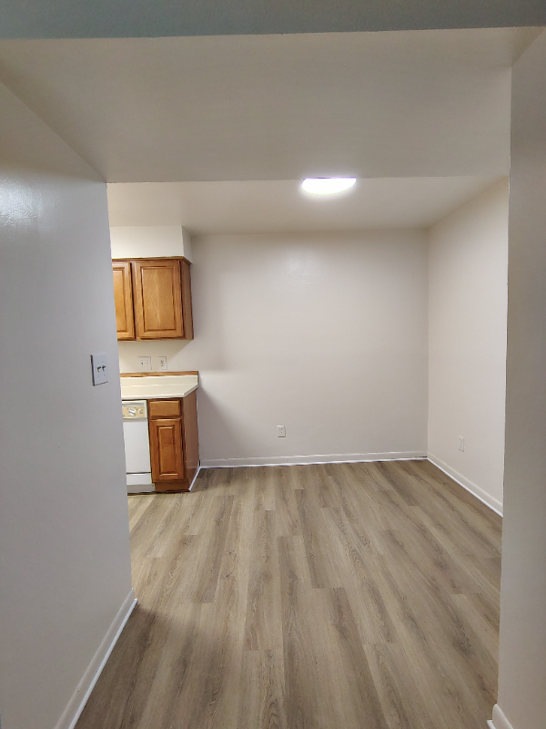 Lynchburg Apartment: 600 Reusens Road