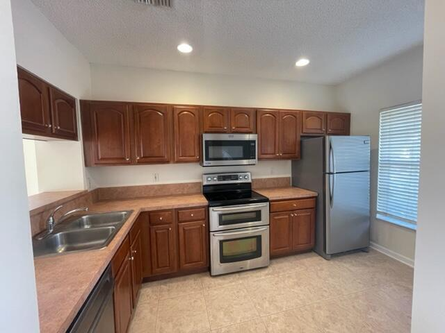 West Palm Beach Townhome: 5219 Palmbrooke Circle