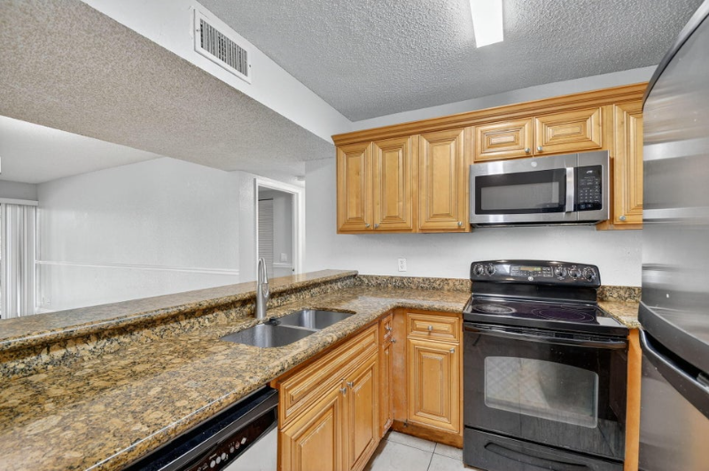 West Palm Beach Condo: 1400 Windorah Way G