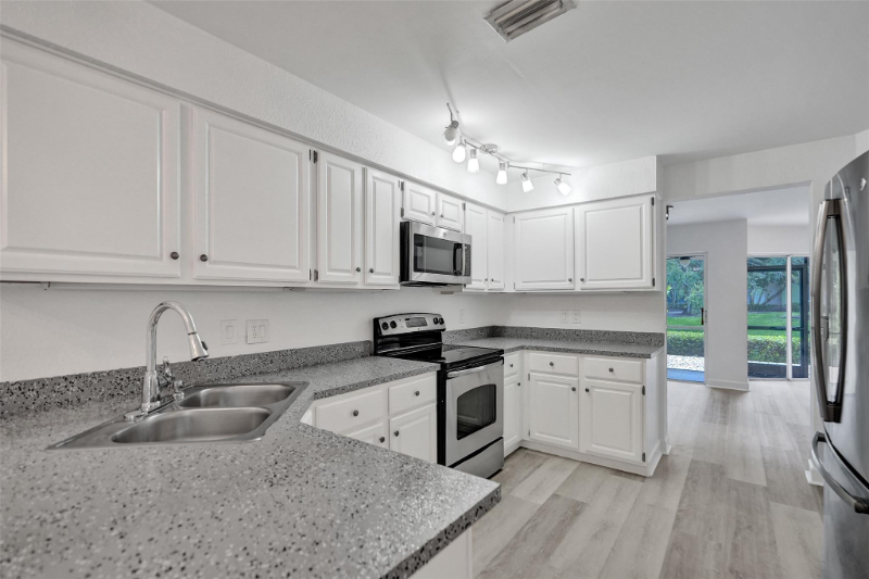 Coral Springs Townhome: 11652 NW 19th Drive