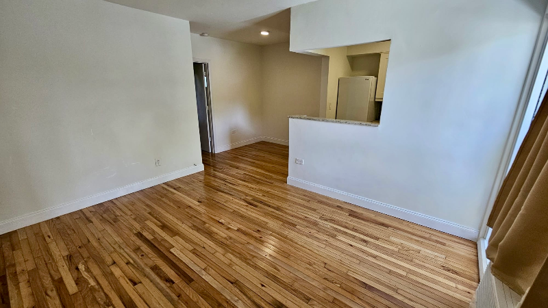 Miami Apartment: 9005 NE 8th Avenue