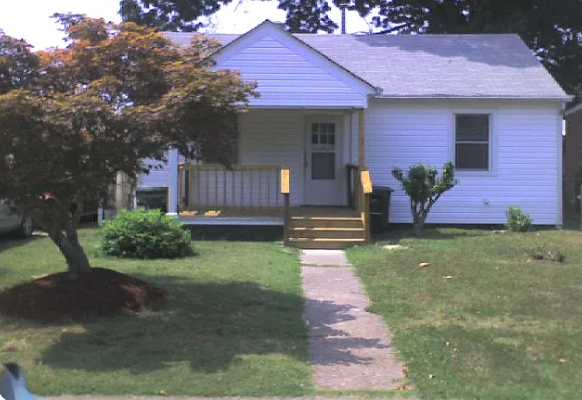 Newport News House: 941 20th Street