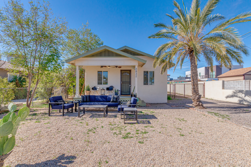 Phoenix House: 3832 N 9th st