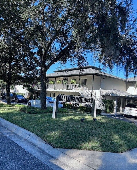 Maitland Condo: 210 Magnolia Road