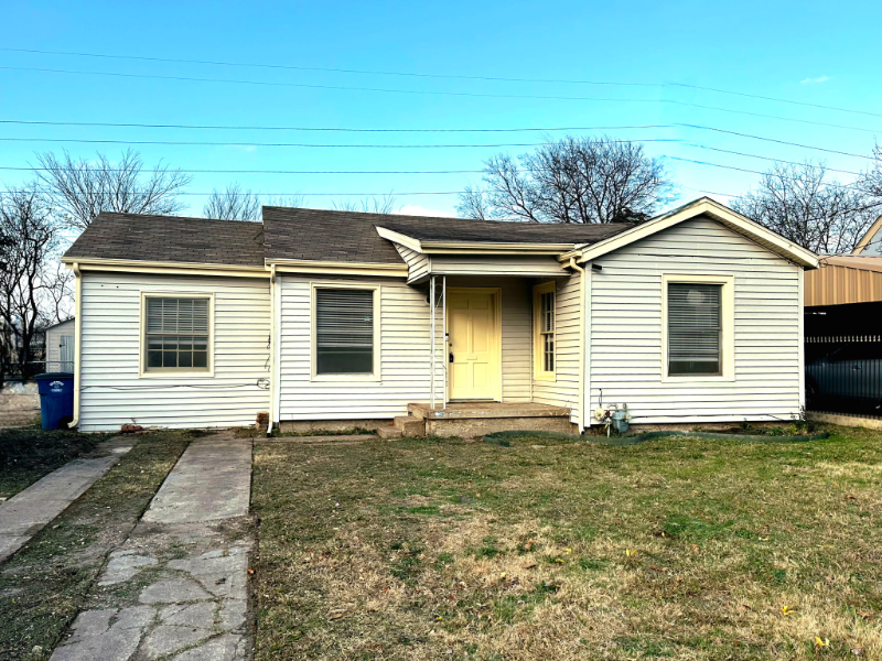 Dallas House: 8241 Norvell Drive