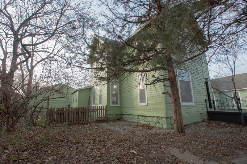 topeka House: 1185 sw macvicar ave