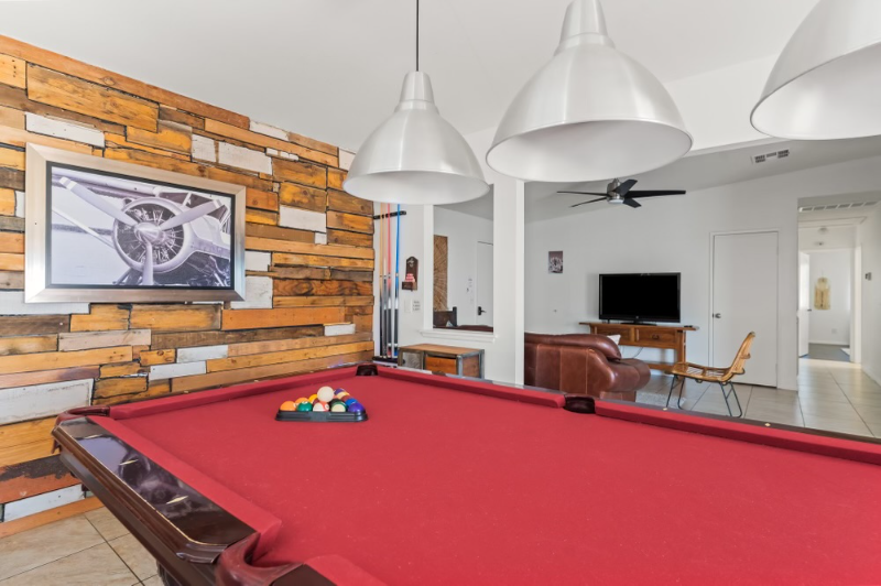 Joshua Tree Multiplex: 61600 Palm Vista