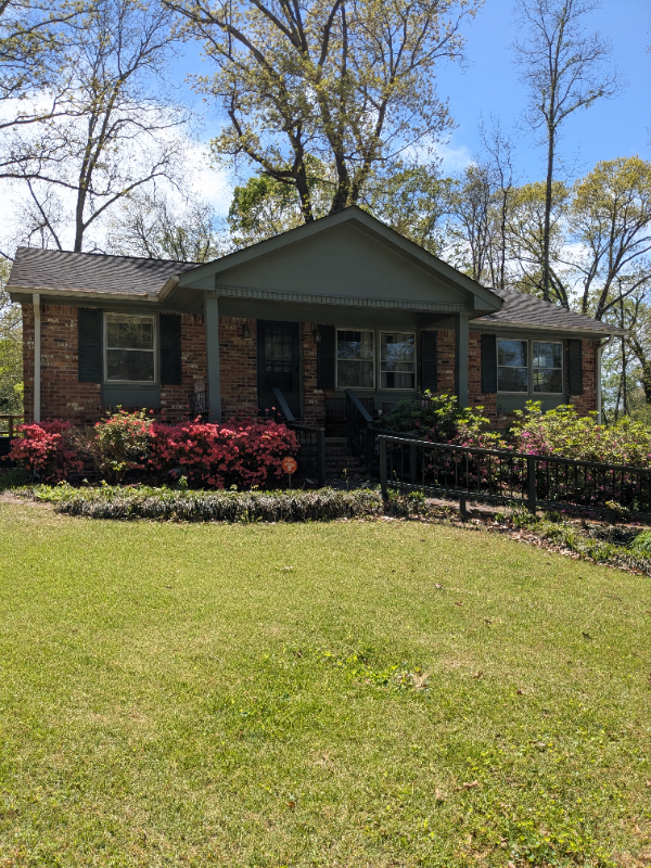 Jonesboro Multiplex: 571 Village Ln