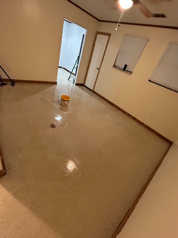 Macon House: 2867 New Clinton Rd