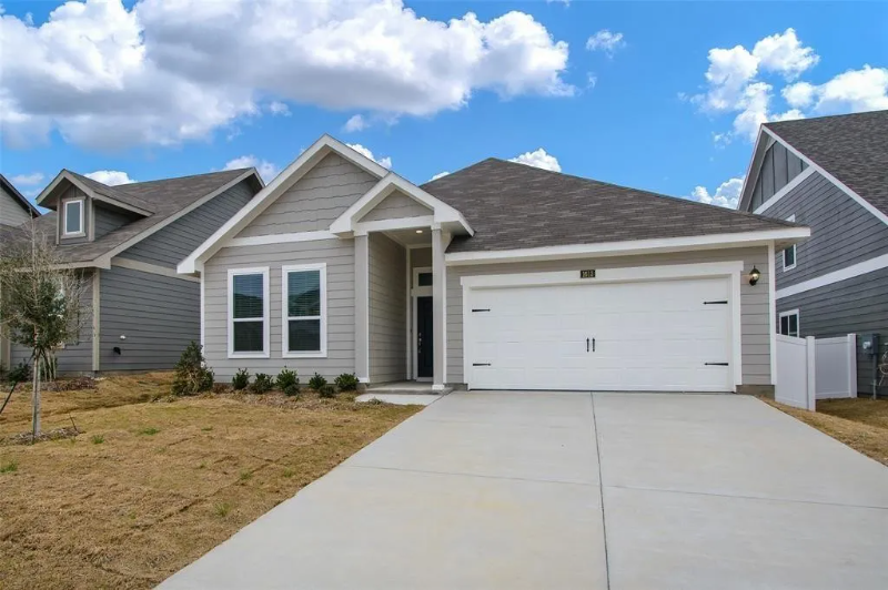 Aubrey House: 1613 Abbottsford Ave