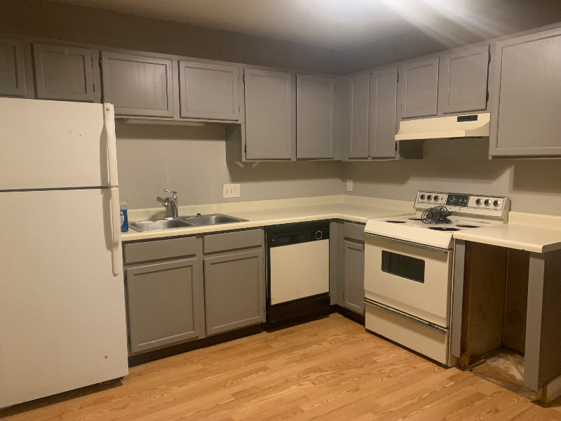 Oak Ridge Townhome: 121 Arcadia ln