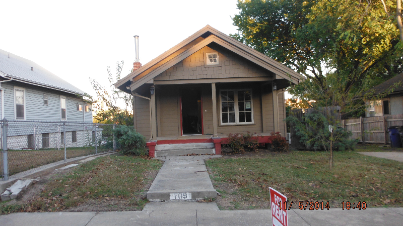 Tulsa House: 709 S Olympia Ave