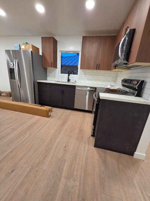 Seattle Multiplex: 3927 SW Webster St