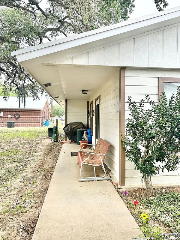 Pleasanton Multiplex: 1005 Commerce Street