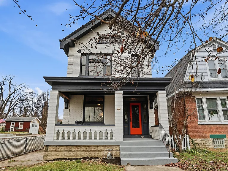 Covington House: 402 e 18th st