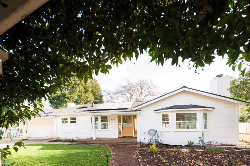 pleasant hill House: 421 kahrs ave