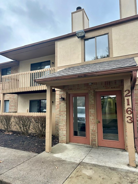 Columbus Condo: 2163 Hedgerow Rd
