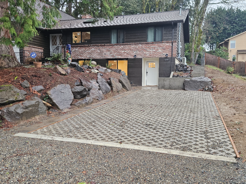 Kenmore House: 6311 NE 196th Street