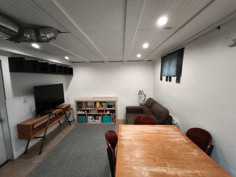 SLC House: 1062 W 300 N