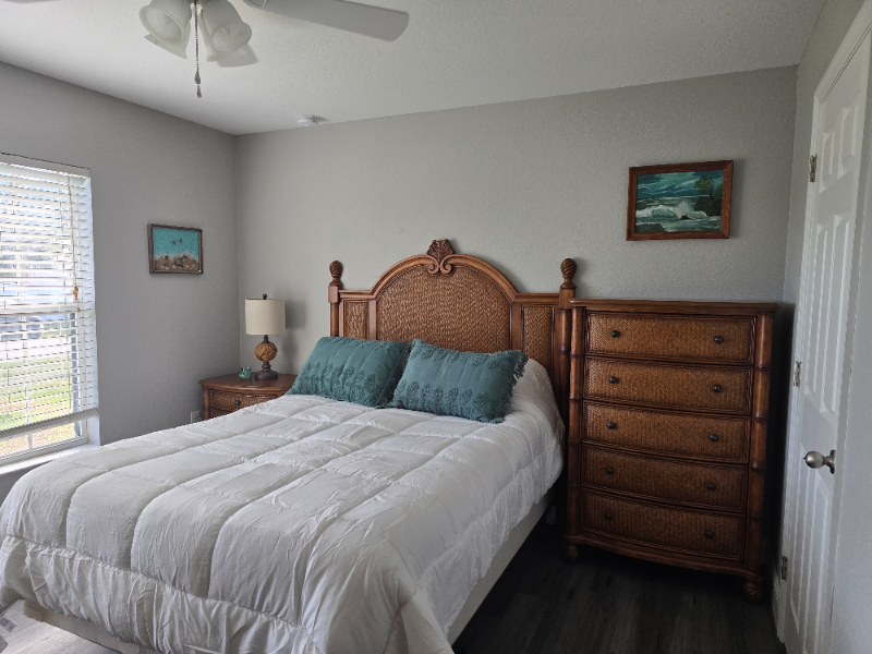 Cape Coral House: 908 NW 15th Ave