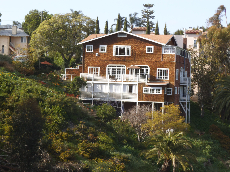 San Diego Apartment: 3065 Third Avenue