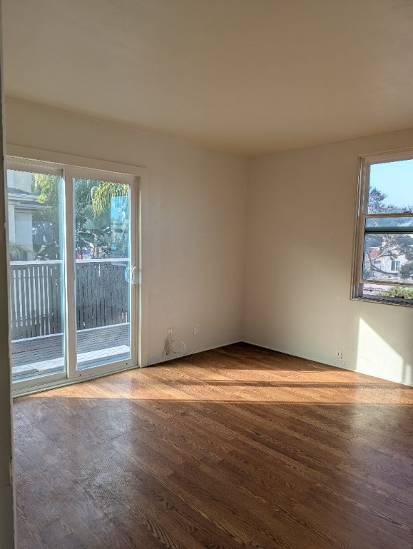 San Diego Apartment: 1127 Grand Ave