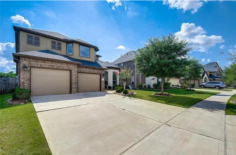Sugarland House: 4522 Millstone Canyon Lane