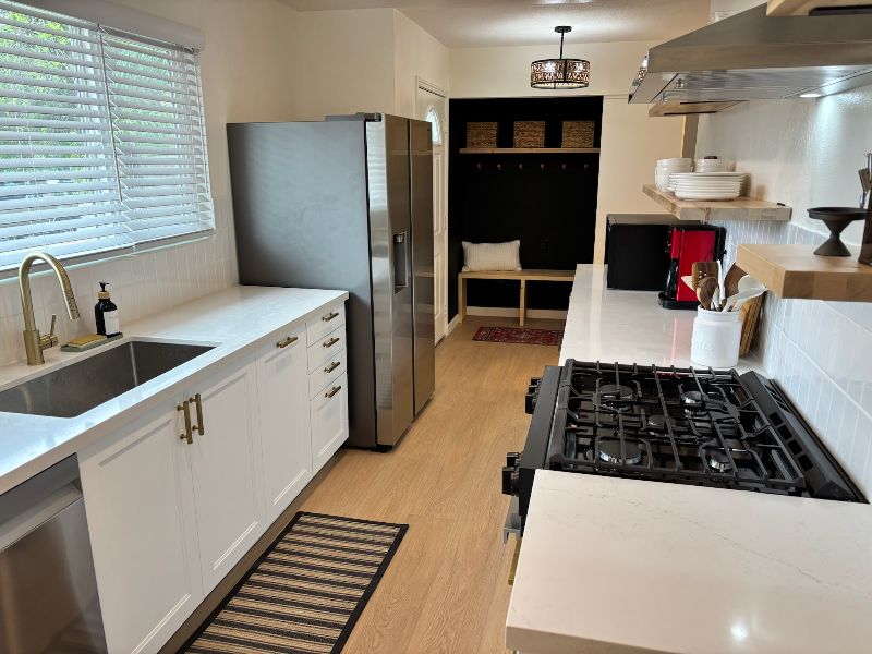 Thousand Oaks House: 1095 Calle Jazmin