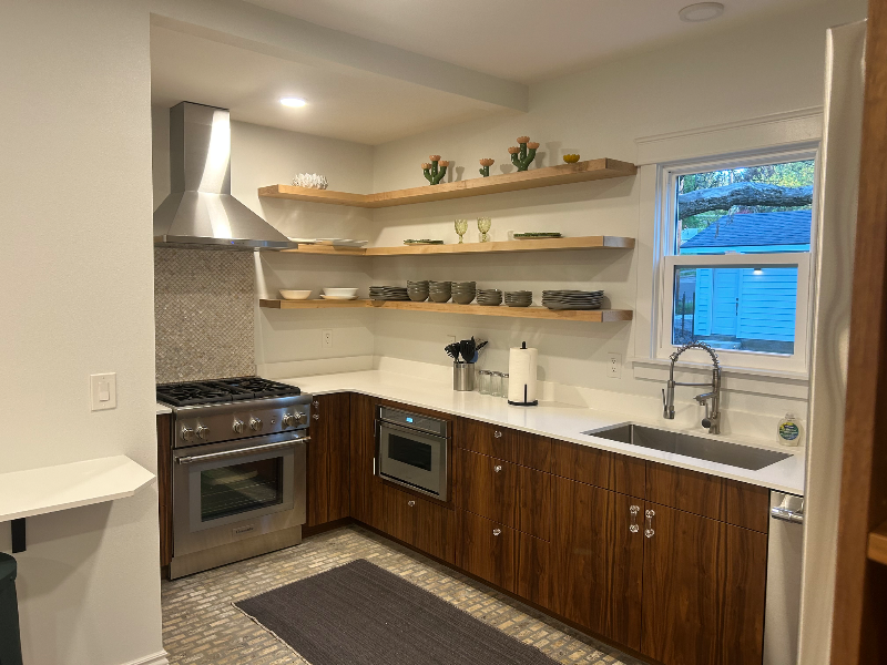 Spokane House: 1726 E 13th Ave