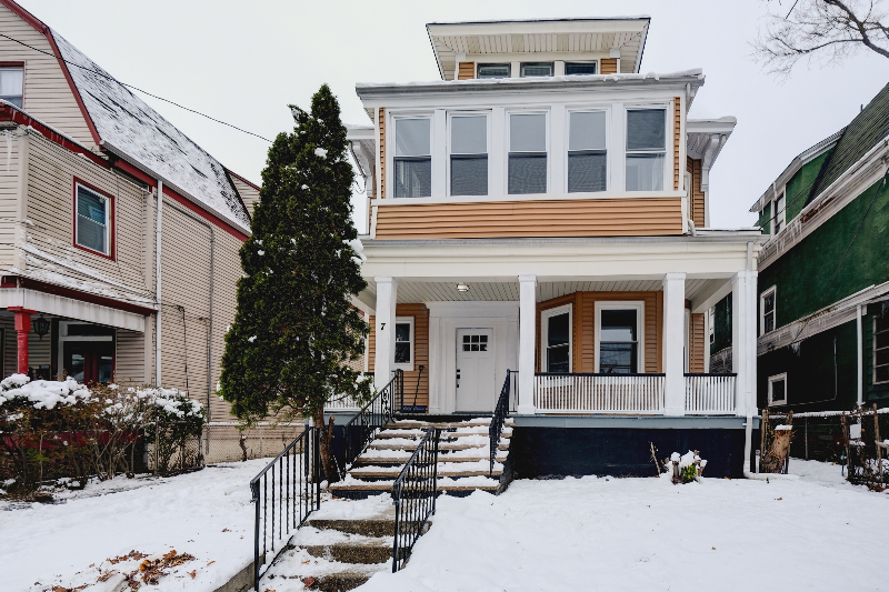 Newark Multiplex: 5 Baldwin Ave