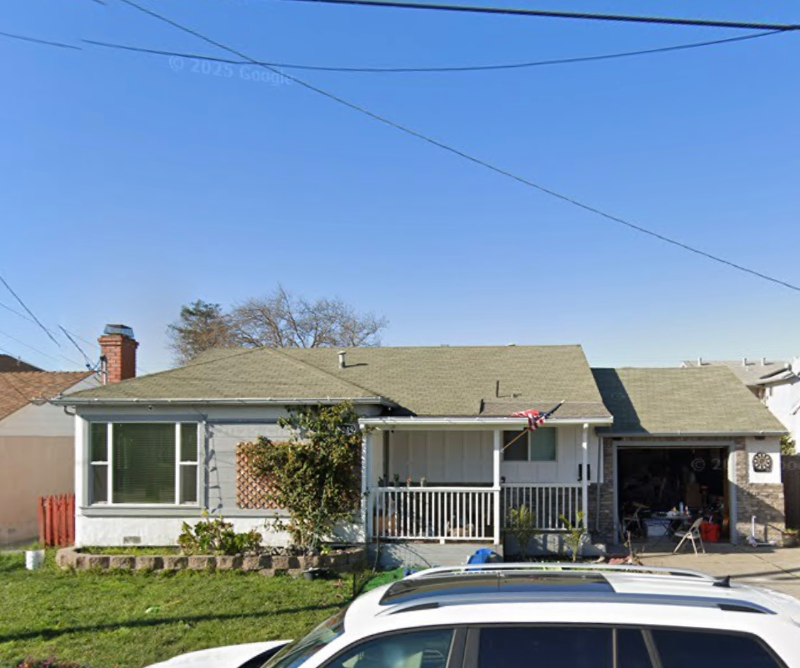 San Leandro House: 15049 Beatty Street