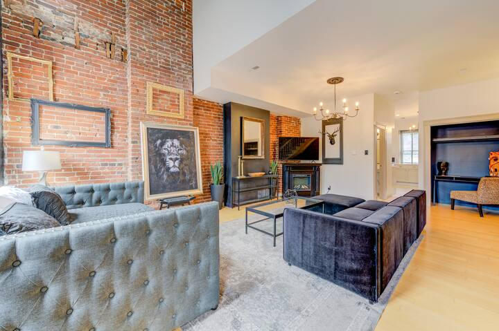 Saint Louis Townhome: S 9th St