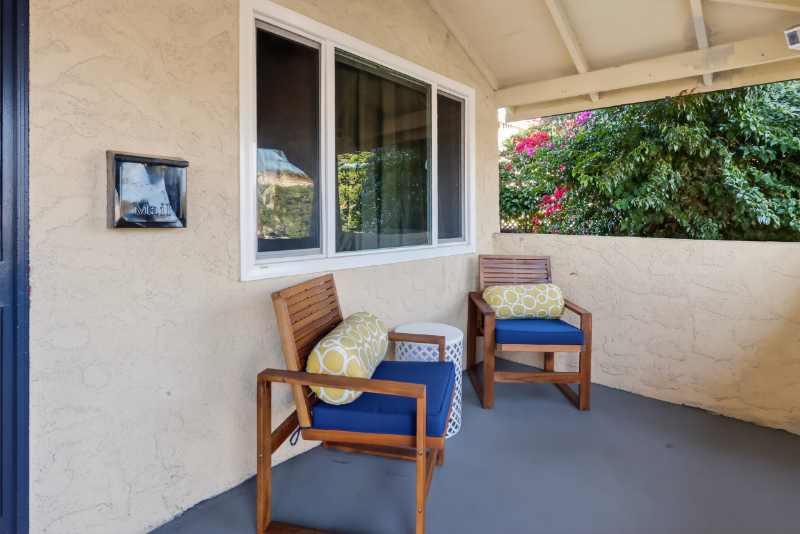 Placentia House: 225 S Main St