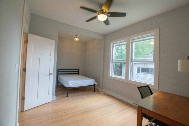 Chicago Multiplex: 2734 S Bonfield