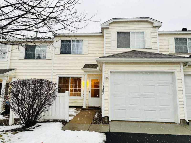 Eden Prairie Townhome: 13207 Bush Lane