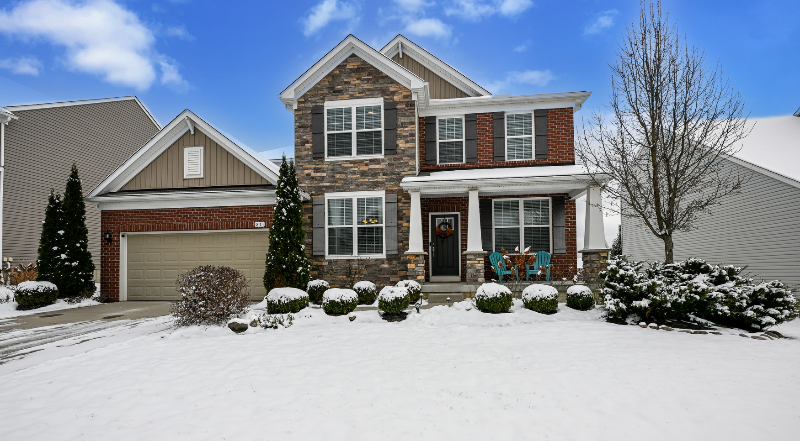 Copley House: 81 Garnett Cir