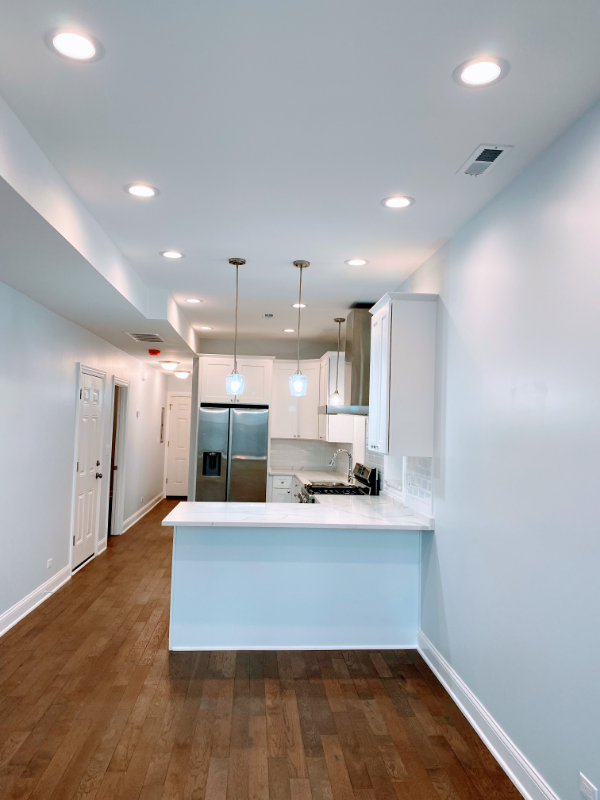 Chicago Multiplex: 2847 W 38th Place