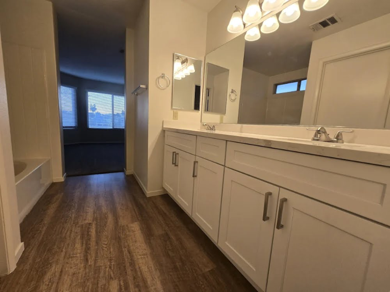 Las Vegas House: 2180 Arborwood Way